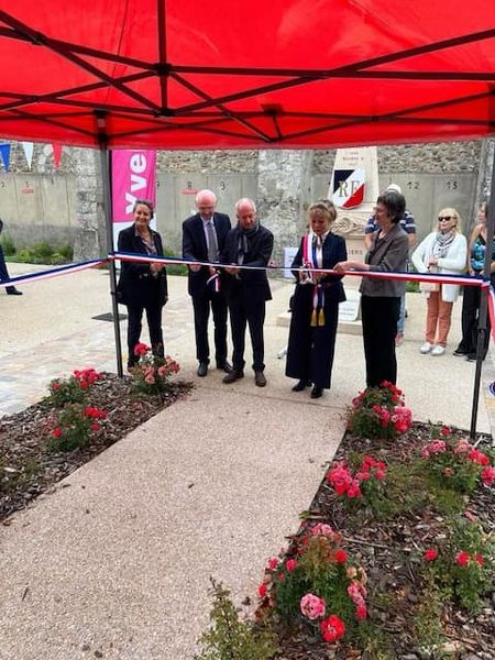 Inauguration d’un parc d’activités, aménagements de la cour d’école et nouvelle place de l’église d’Orvilliers